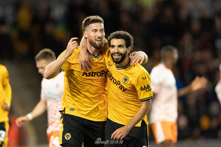 姆巴佩祝贺阿什拉夫当选非洲足球先生：爱你，你是非洲之王（姆巴佩贺阿什拉夫加冕非洲足球先生：爱你，非洲之王）