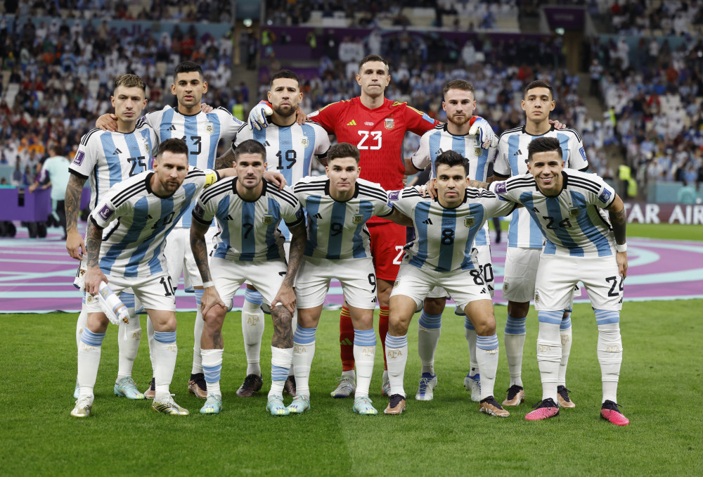 记者：艾纳维和科内排除韧带损伤，力争参加与那不勒斯榜首战（记者：艾纳维、科内无韧带伤，力争出战对那不勒斯的榜首大战）