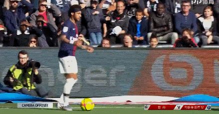 欧冠五轮总结：英超横扫西甲，无惧德甲意甲，唯独法甲一胜难求（欧冠5轮盘点：英超压制西甲，不怵德甲意甲，法甲胜场难觅）