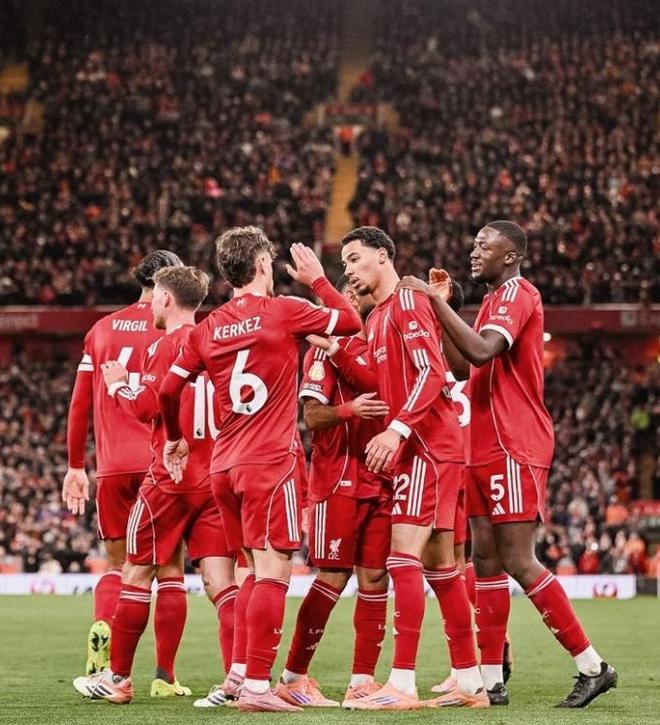 澳超前瞻：西悉尼流浪者主场保持不败，奥克兰FC阵容齐整（澳超展望：西悉尼流浪者力保主场不败，奥克兰FC兵强马壮）