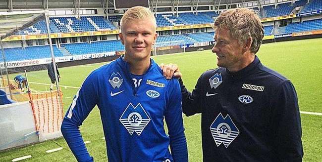 一项数据，全联盟第一（某项数据领跑全联盟）