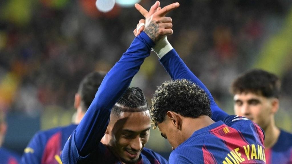 欧罗巴夺冠赔率：曼联领跑缩水 热刺降至1赔2（欧联杯夺冠赔率更新：曼联仍居首且赔率走低，热刺下调至1赔2）