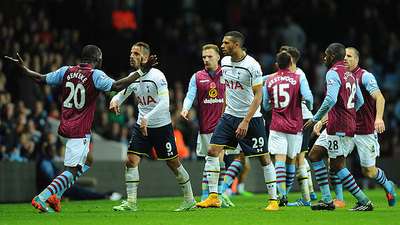 海港亚冠赛前Vlog：吉祥物伊戈已量产；林皇再度作客上海滩（亚冠赛前海港Vlog：伊戈吉祥物量产上线，林皇重返上海滩）