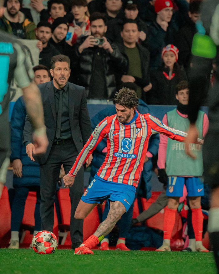 深圳队压哨绝杀引全场沸腾